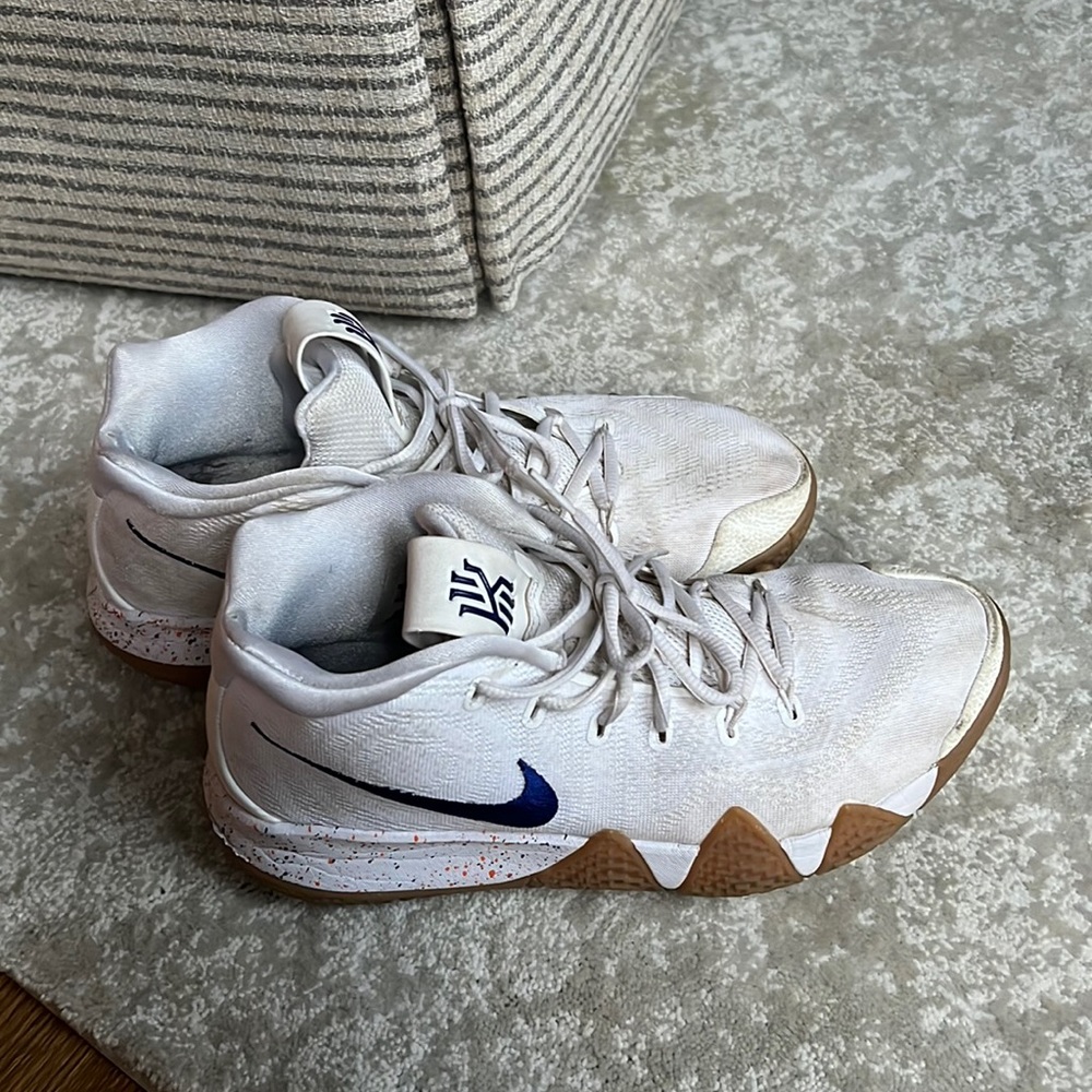 Kyrie Basketball Shoes!